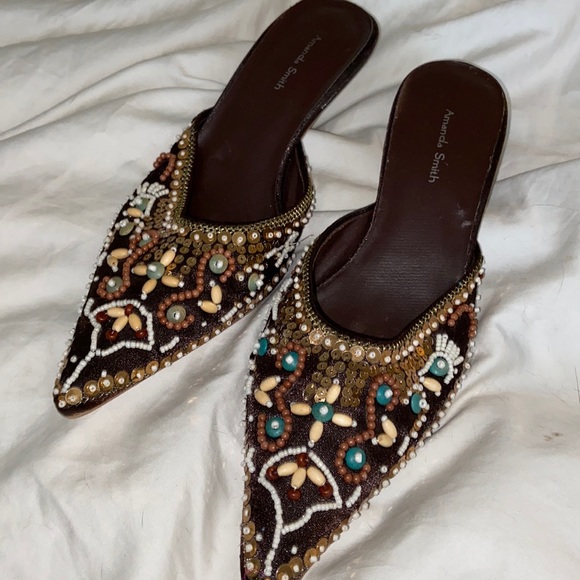 Shoes - Picture 1 of 2